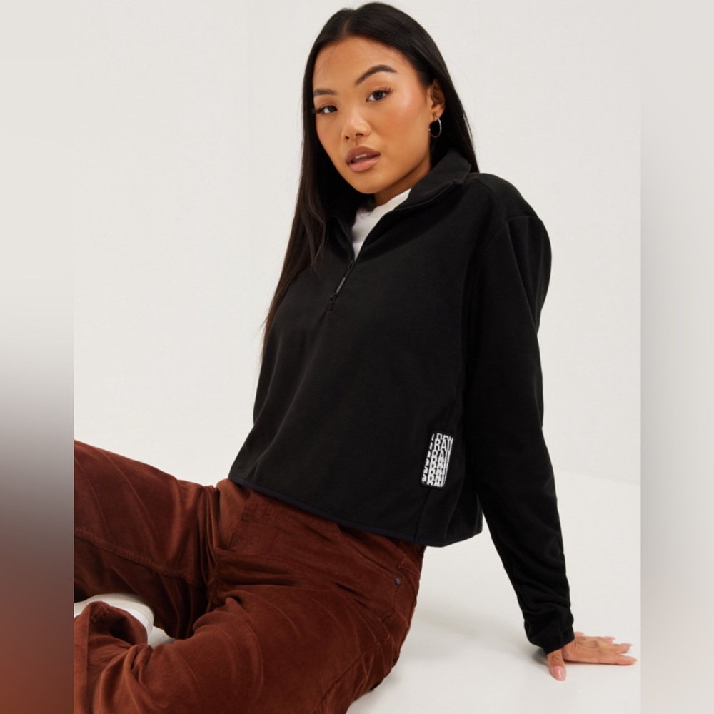RAINS cropped half-zip fleece pullover size small NWT